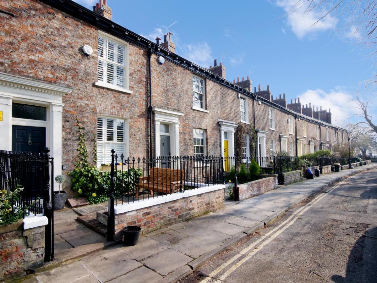 Bar Wall Cottage-City Wall Views-Sleeps 5 York Esterno foto